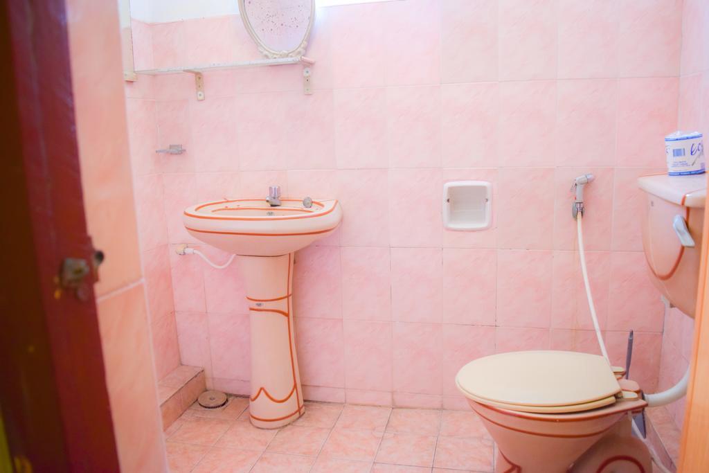 Shammie Guest House Hikkaduwa Esterno foto